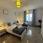 Ballena Azul كوستا تاغيسي