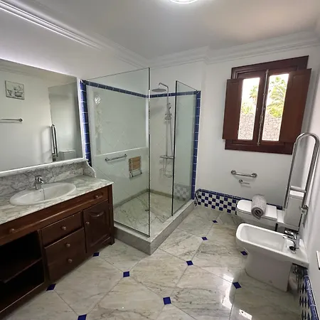 La Ballena Azul Vila *