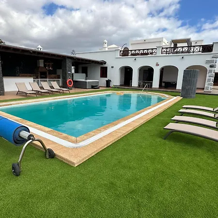 Vila La Ballena Azul *